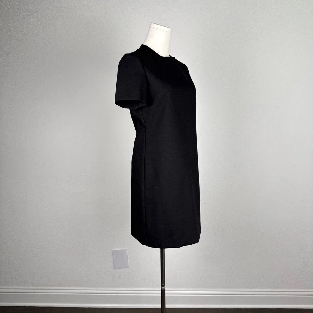 ZARA Black Mini Dress Short Sleeve A-Line Crew Neck Size M