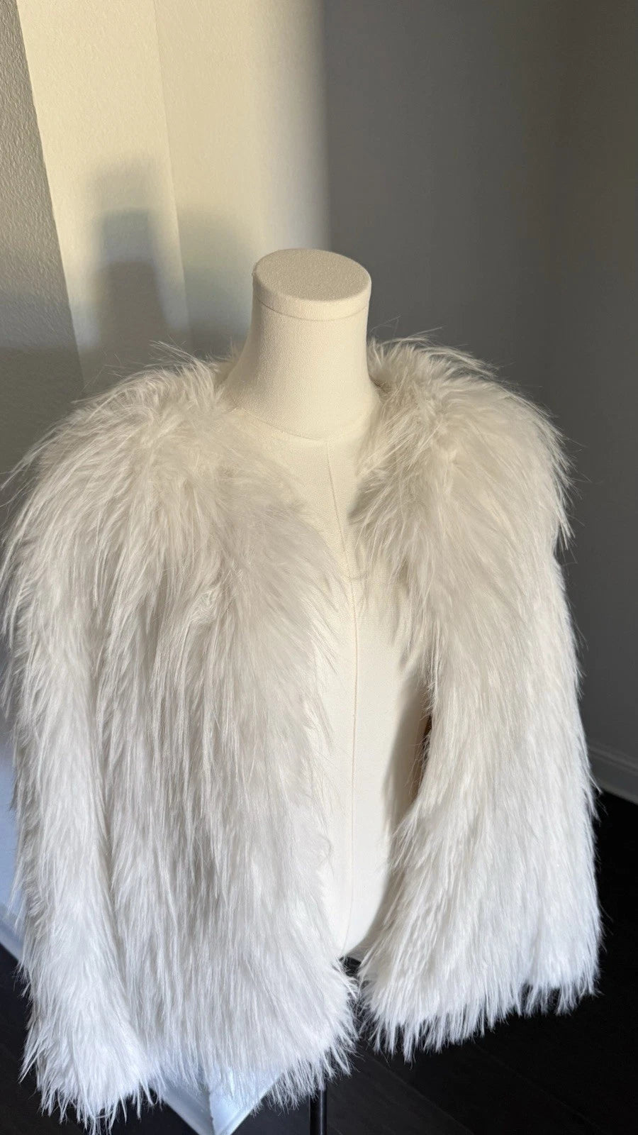 ZARA Faux Fur Jacket Ecru White Size M 3833/240/712 Long Sleeve Coat
