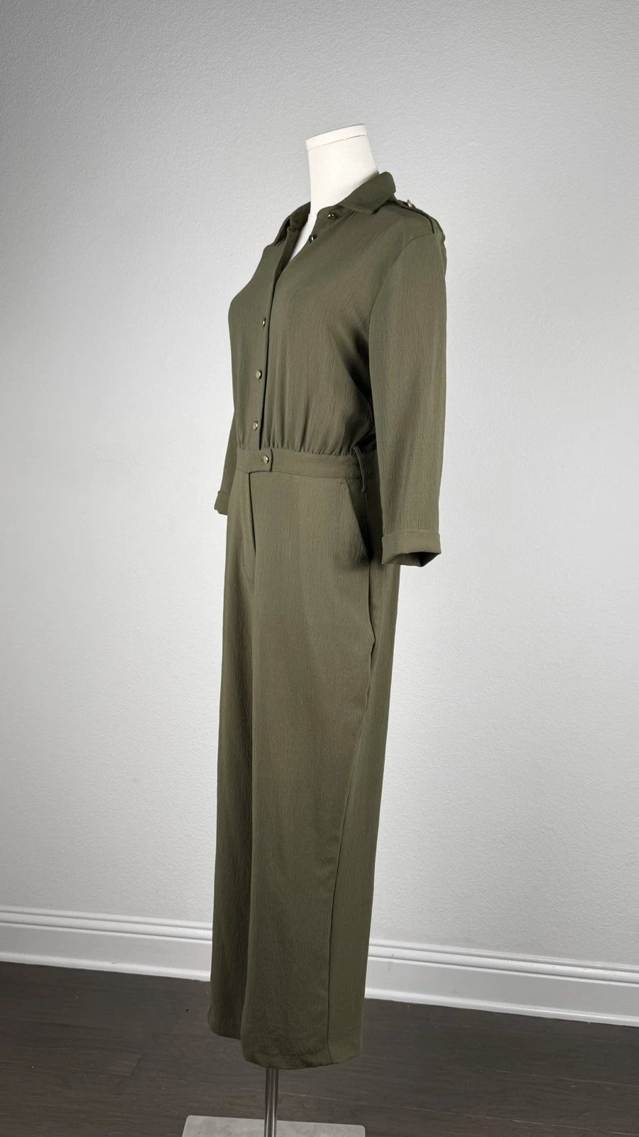 ZARA Women’s Olive Green Utility Jumpsuit – Size S