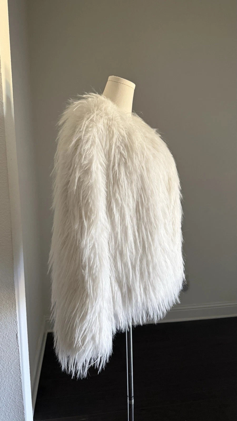 ZARA Faux Fur Jacket Ecru White Size M 3833/240/712 Long Sleeve Coat