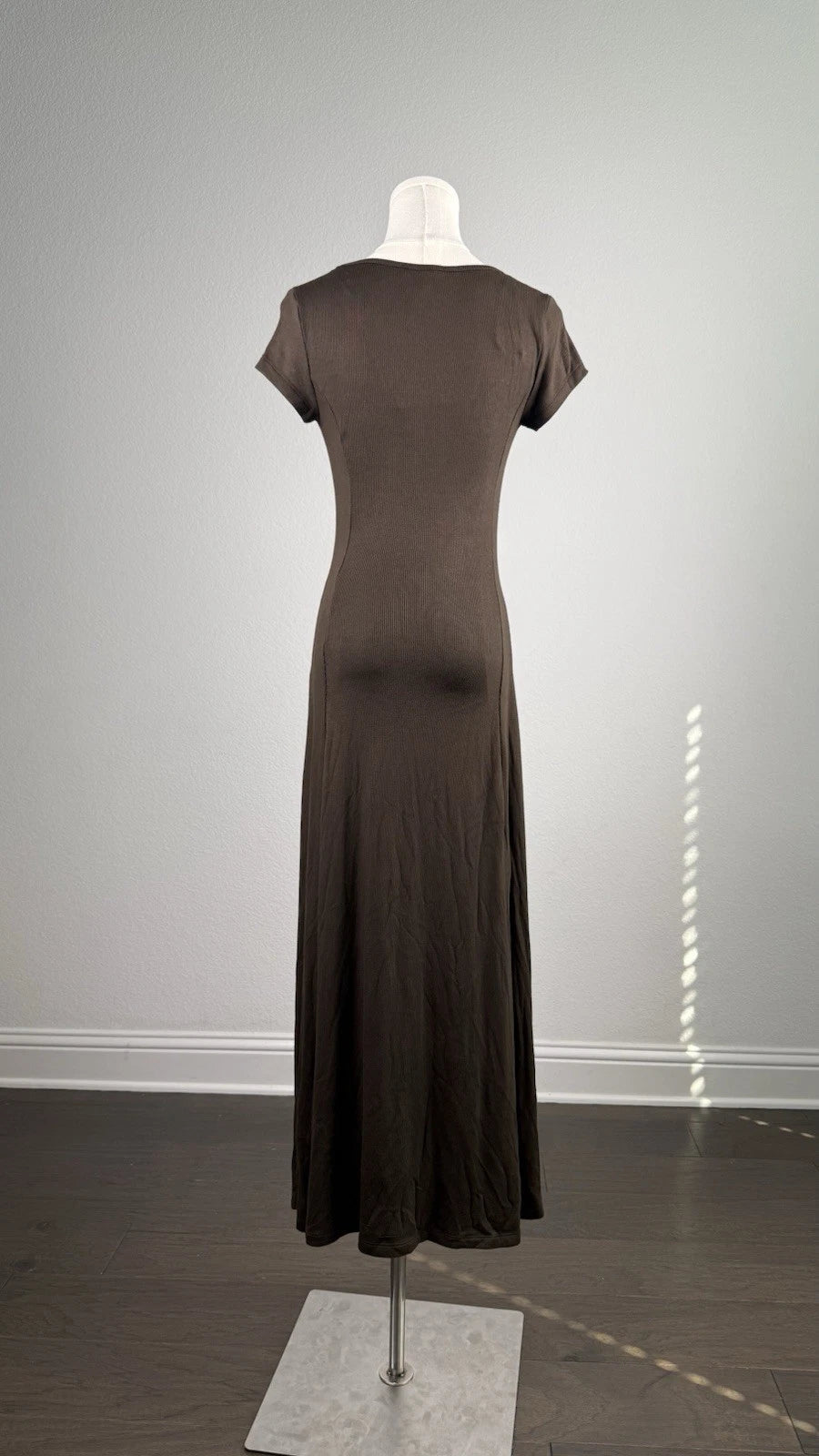 ZARA Brown Ribbed V-Neck Maxi Dress Short Sleeve Stretch Lightweight Size S
