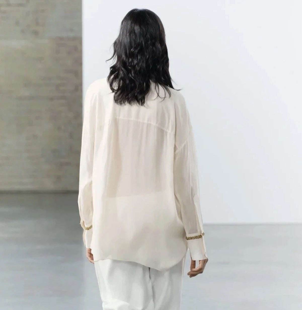 ZARA Women’s Ivory Sheer Collared Button-Up Blouse Viscose Long Sleeve Size S