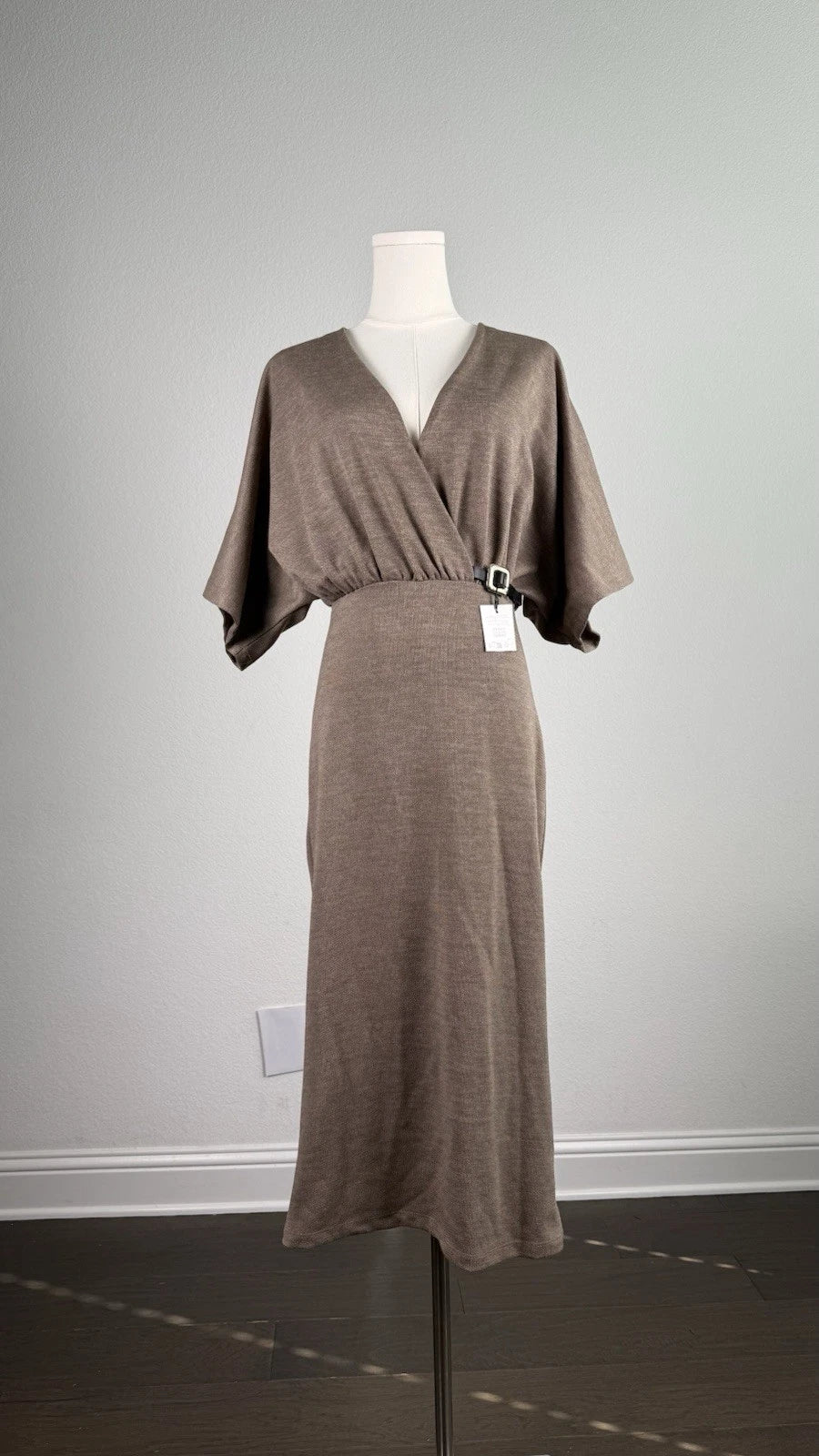ZARA Beige Solid V-Neck Belted Buckle Kimono Short Sleeve Maxi Dress Size S