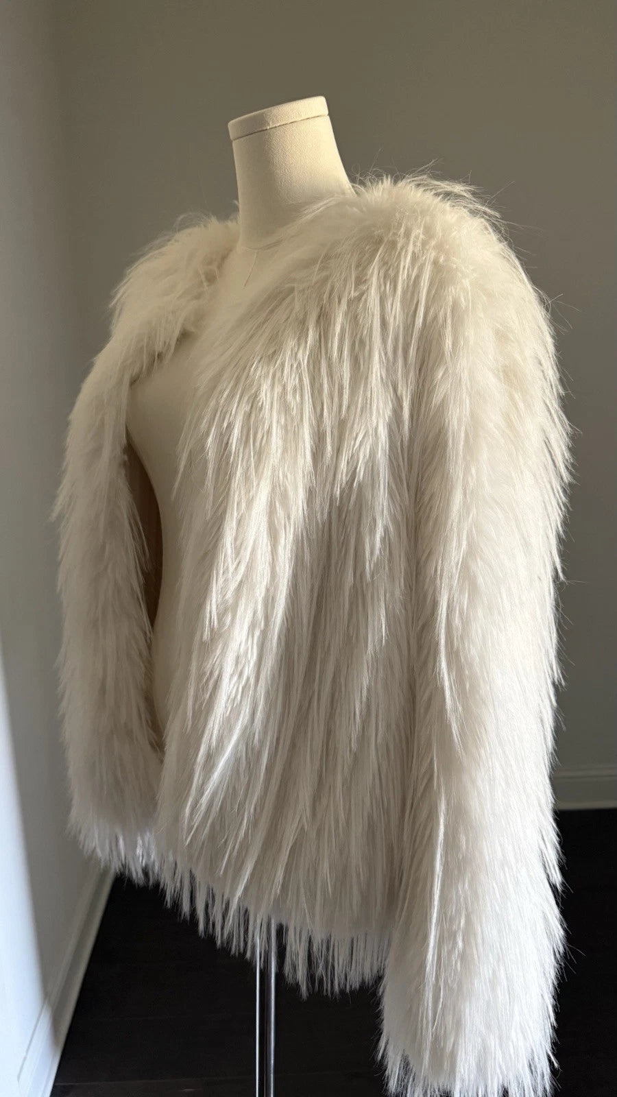 ZARA Faux Fur Jacket Ecru White Size M 3833/240/712 Long Sleeve Coat