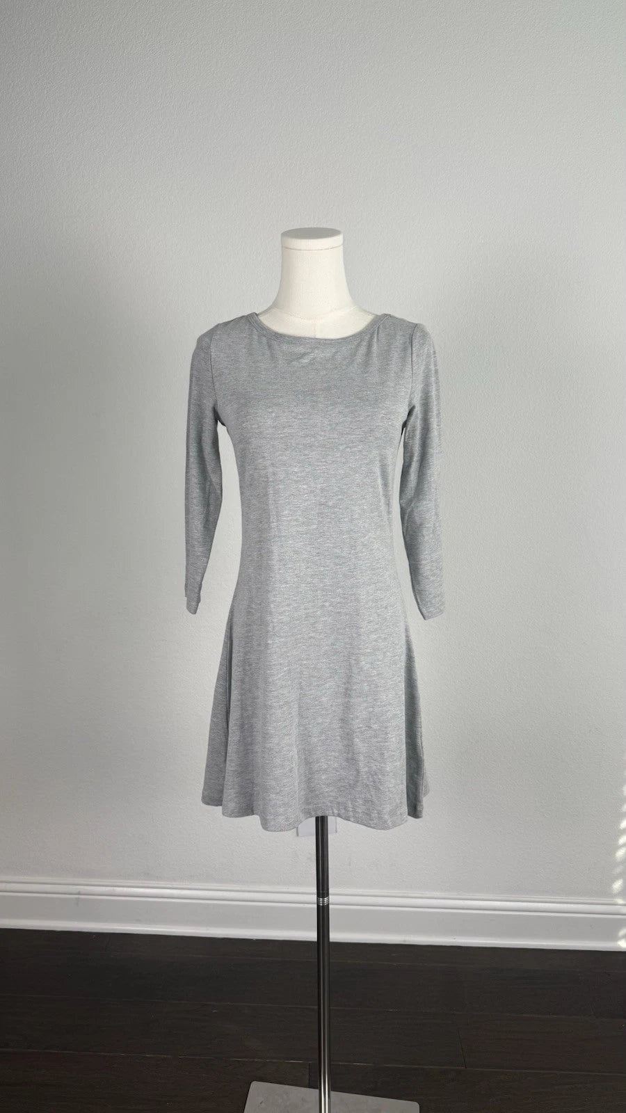 ZARA Gray Solid A-Line Mini Dress Round Neck 3/4 Sleeve Knit Stretch Size M