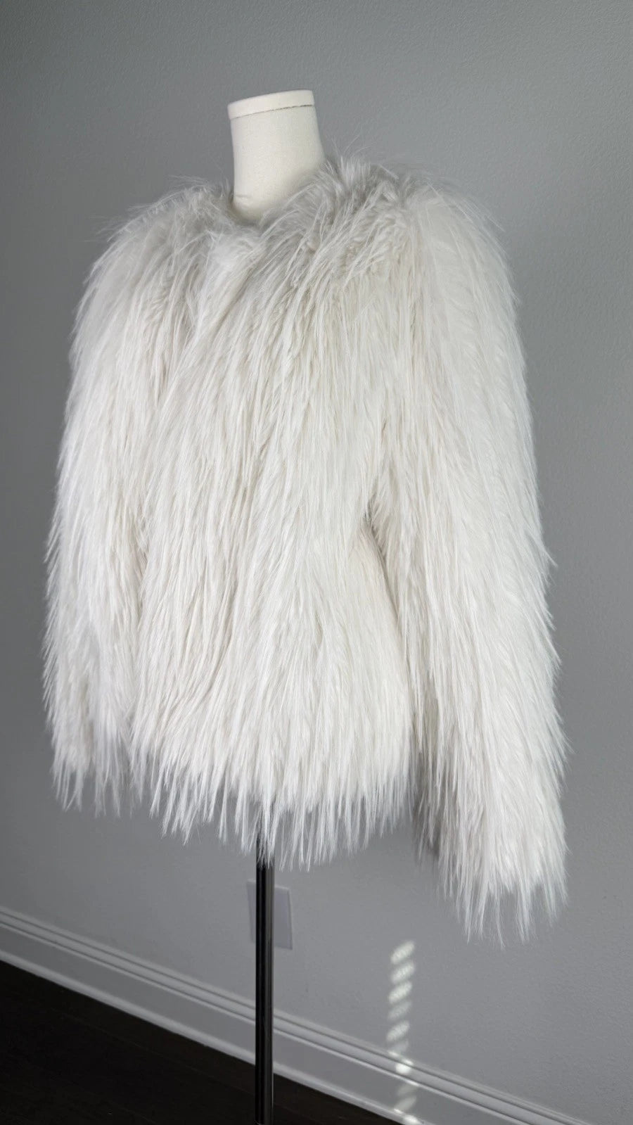 ZARA Faux Fur Jacket Ecru White Size M 3833/240/712 Long Sleeve Coat