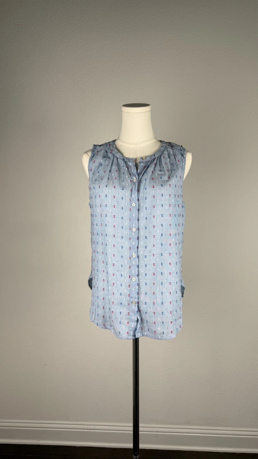LOFT Women's Sleeveless Blue Button Front Blouse Embroidered Dot Top Size M