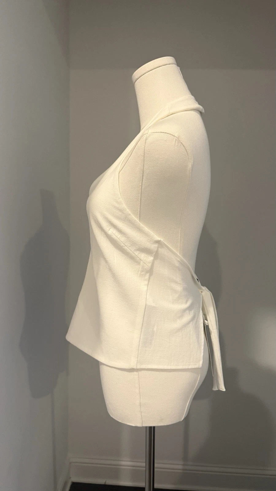 ZARA Women’s Halter Top Size M White Open Back Tie Back NWT 1014/336/250