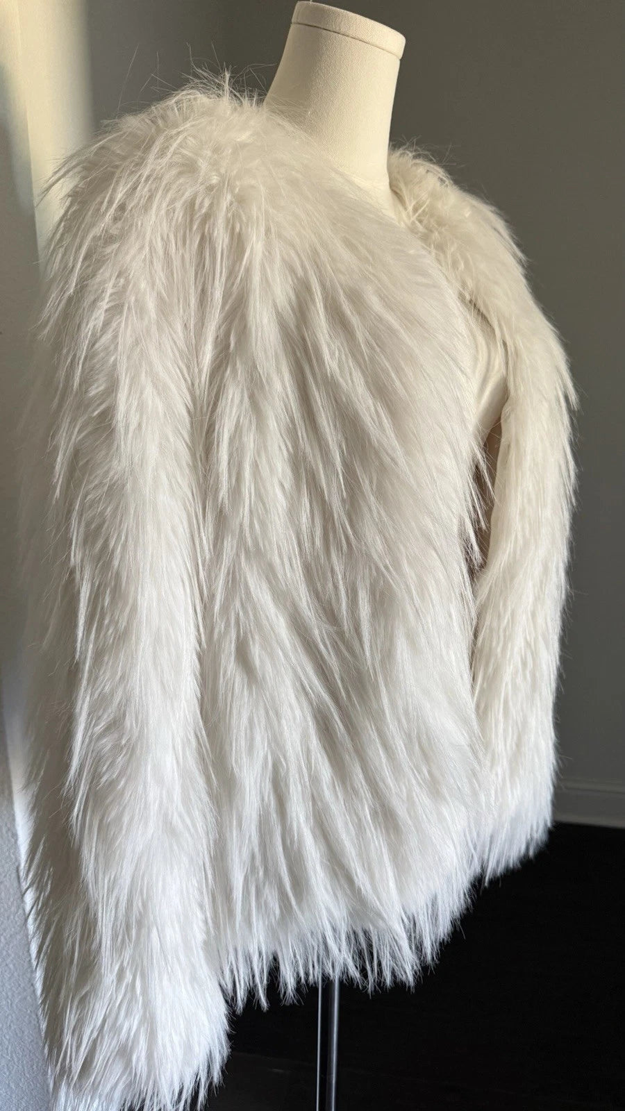 ZARA Faux Fur Jacket Ecru White Size M 3833/240/712 Long Sleeve Coat