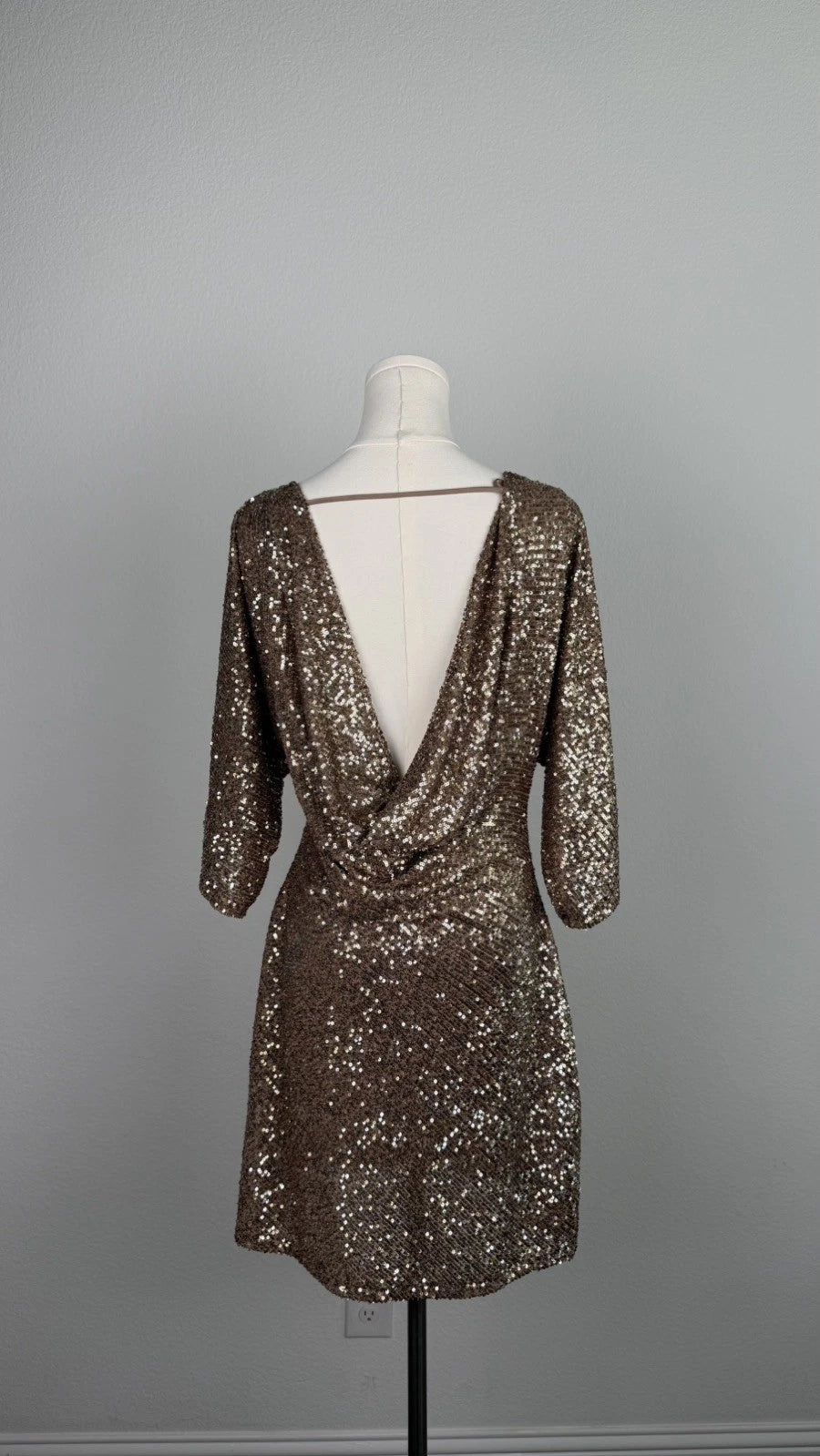ZARA Women’s Gold Sequin Lined Open Back Mini Shift Dress 3/4 Sleeve Size L
