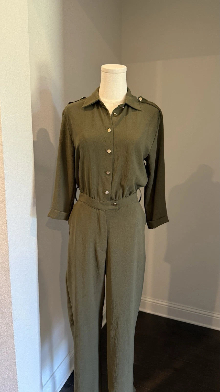 ZARA Women’s Olive Green Utility Jumpsuit – Size S