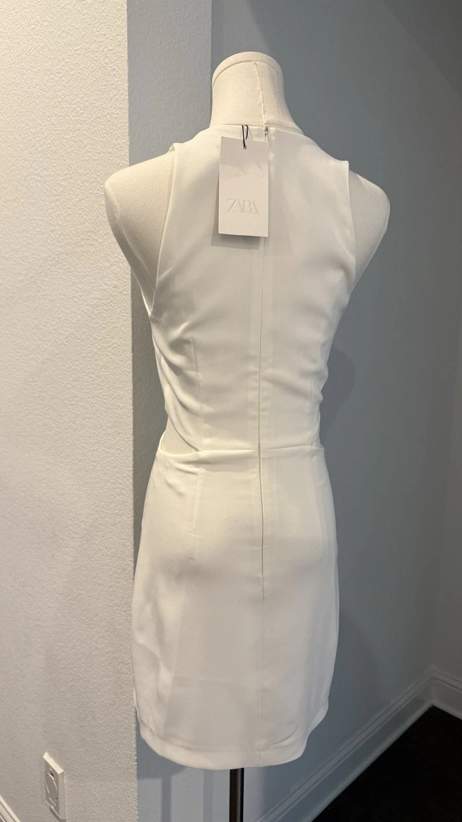 ZARA Cut Out Mini Dress Ecru White Gold Hardware Size M NWT